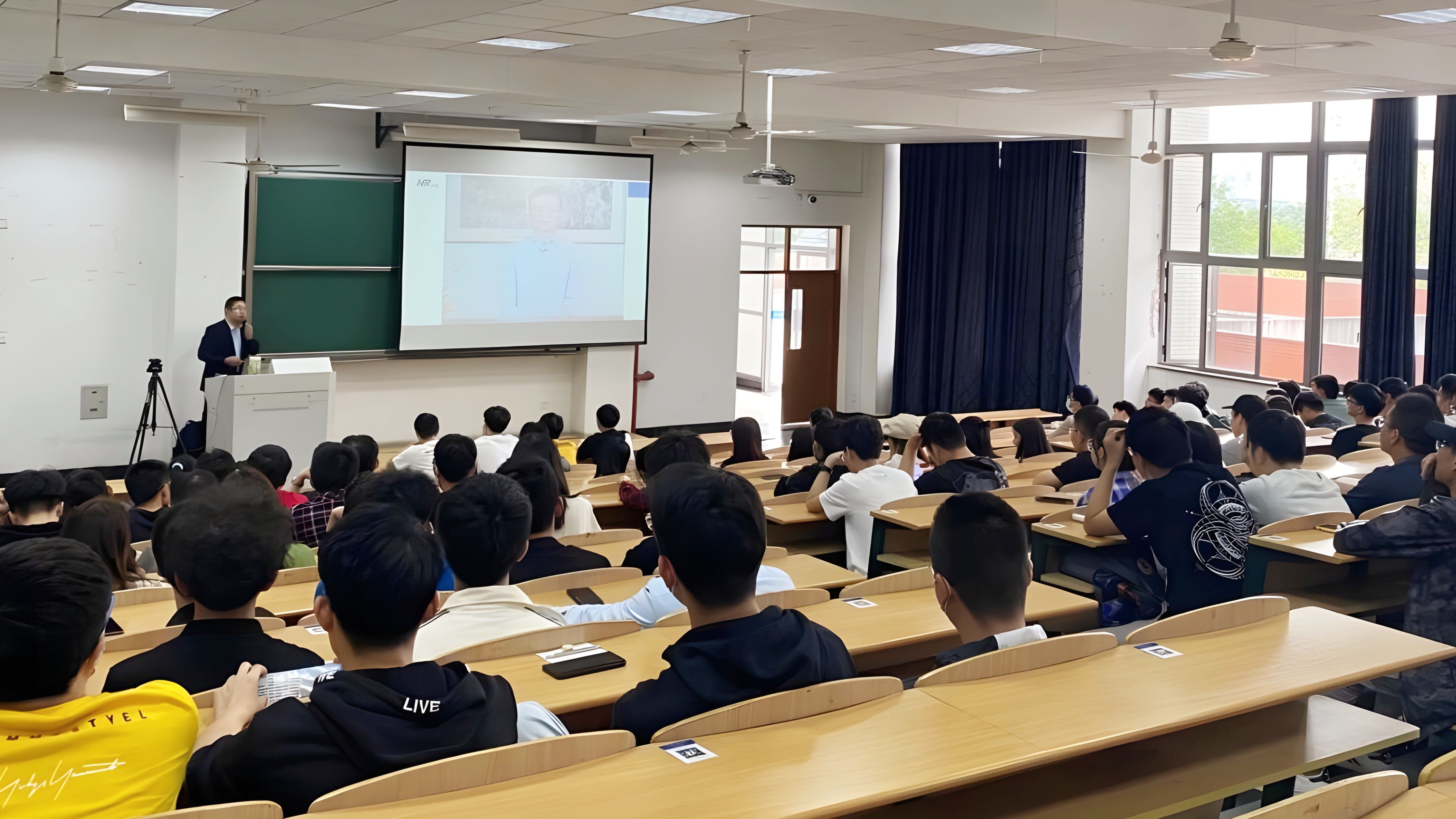 1695017604892319.jpg 1695017604892319.jpg