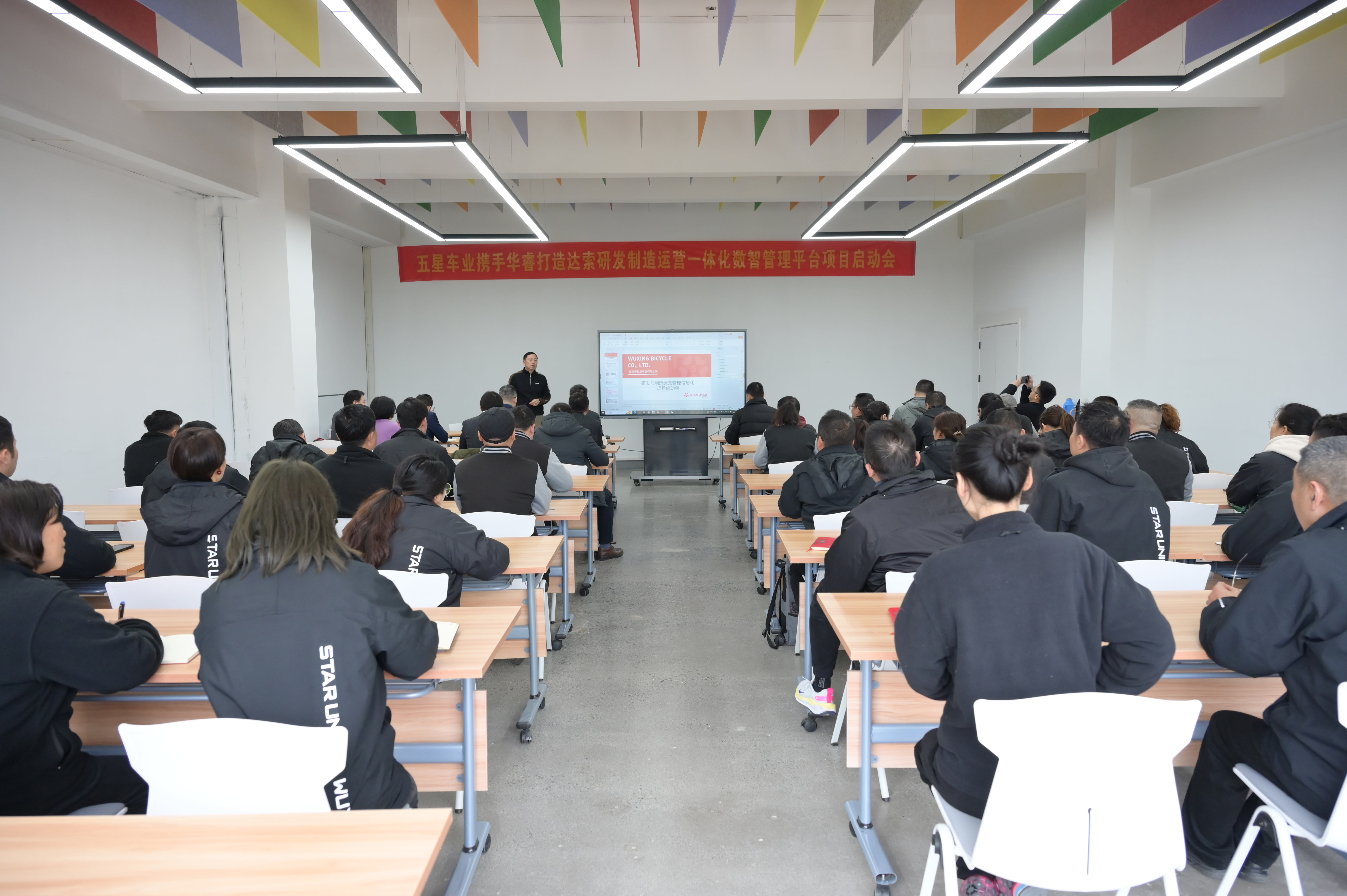 1741929693358997.jpg DSC_4412.jpg